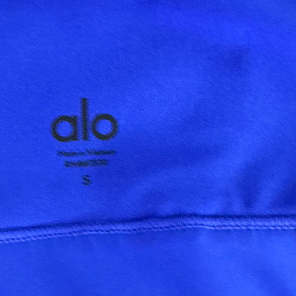 Alo Yoga Airlift Crescent Bra Womens Mesh Cutout Sports Bra Electric Blue Small - Picture 4 of 6